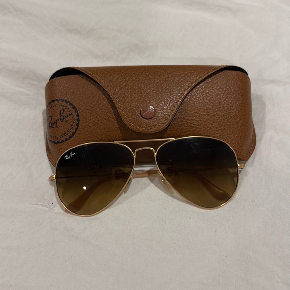 Ray ban aviators